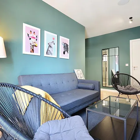 Roma's Apartment *
