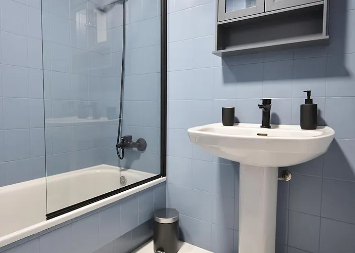 Roma's Daire Cambados